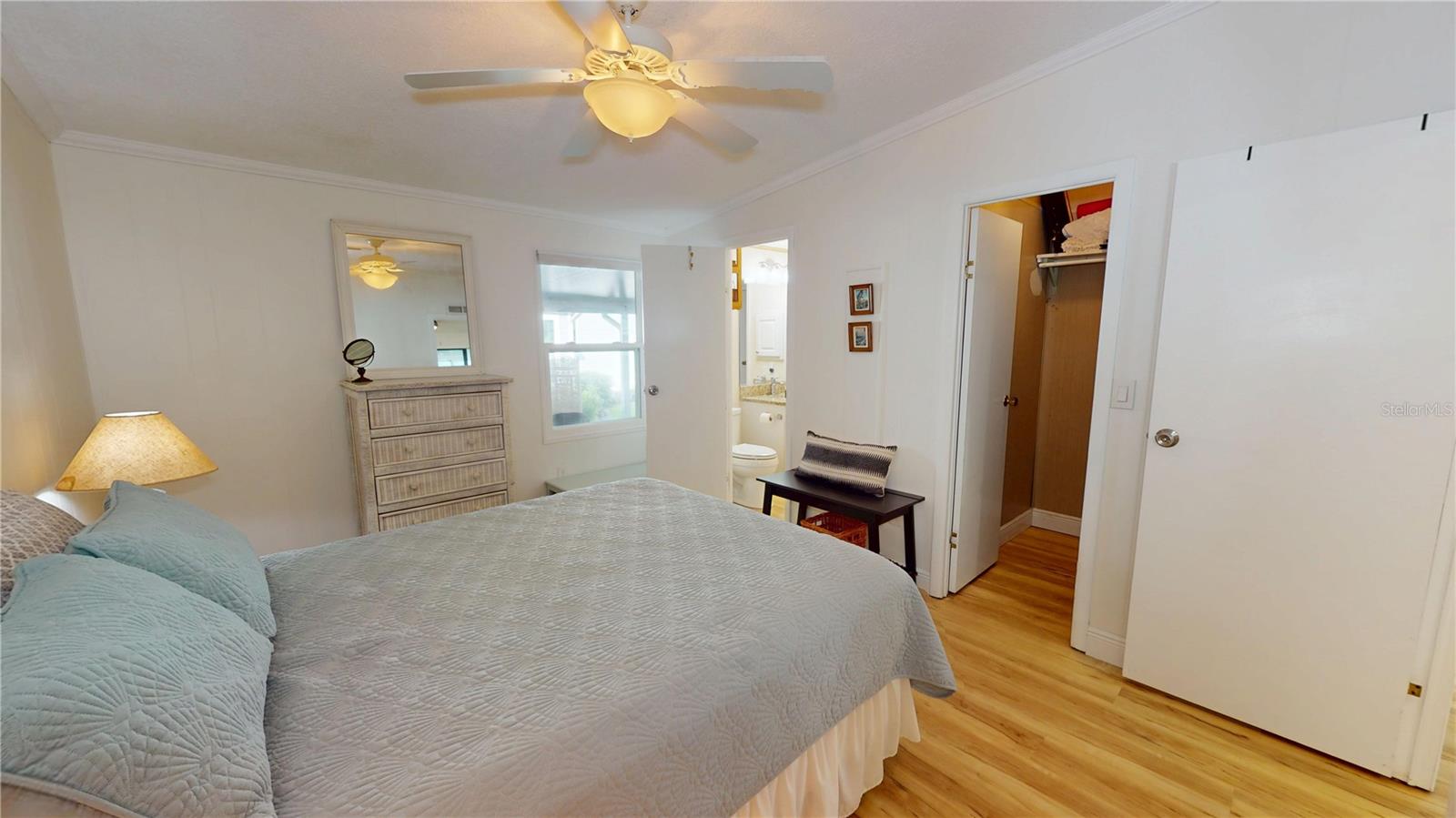 Image 22 of 37 For 817 Seabrook Drive