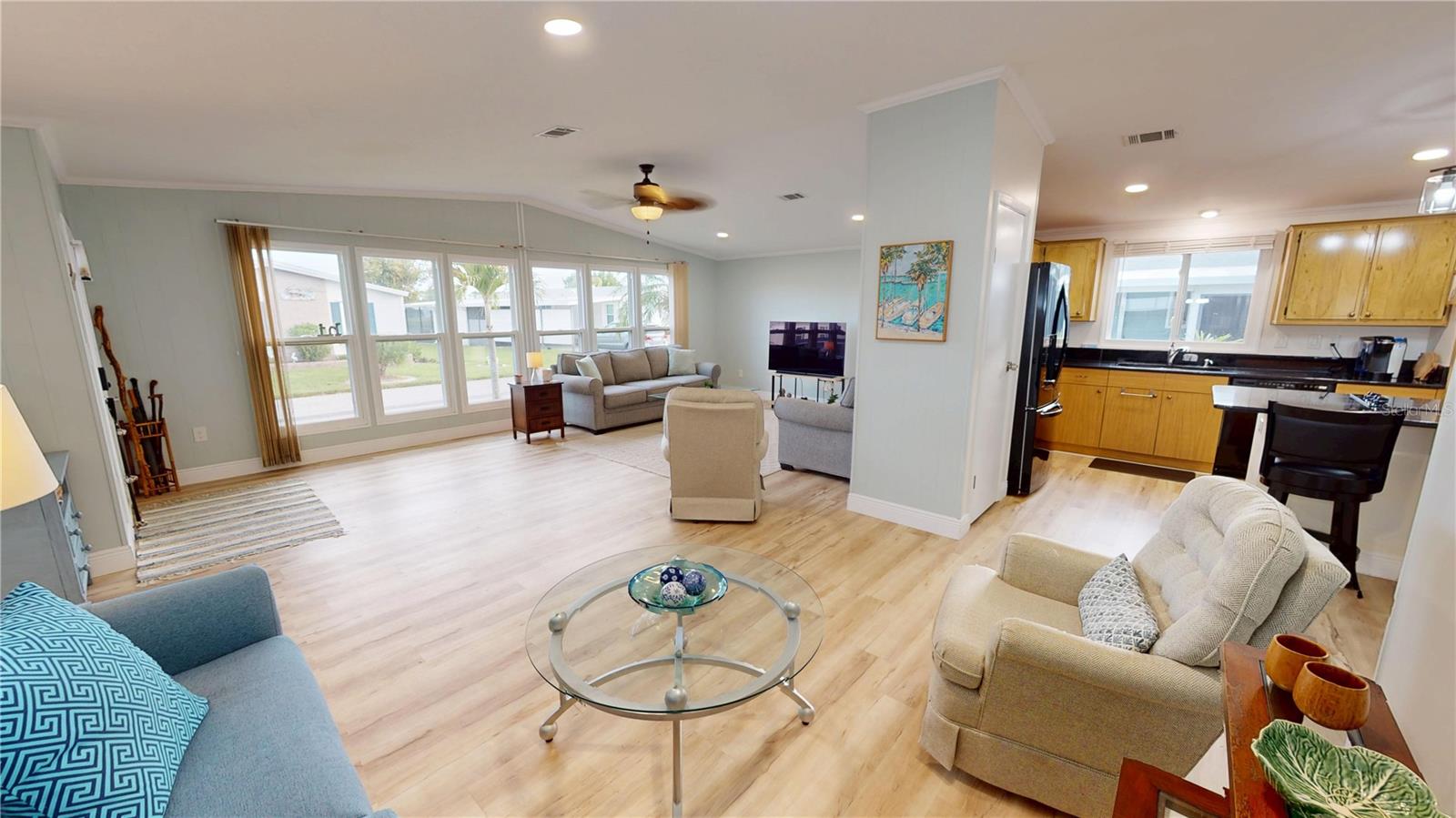 Image 5 of 37 For 817 Seabrook Drive