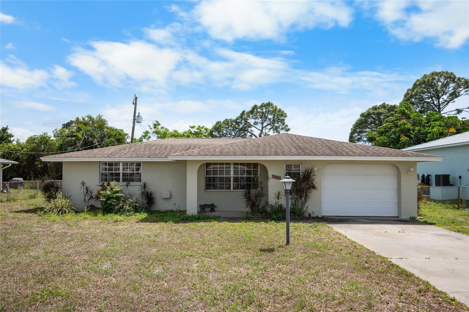 Details for 901 Ponderosa Road, VENICE, FL 34293
