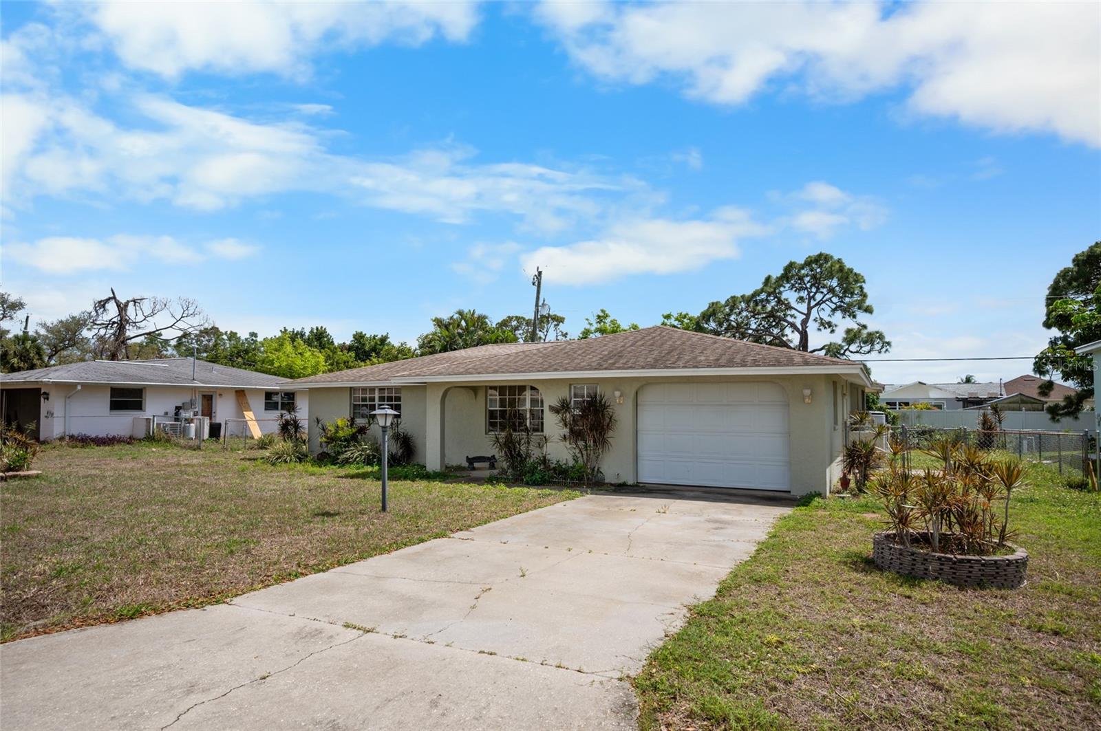 Image 39 of 40 For 901 Ponderosa Road