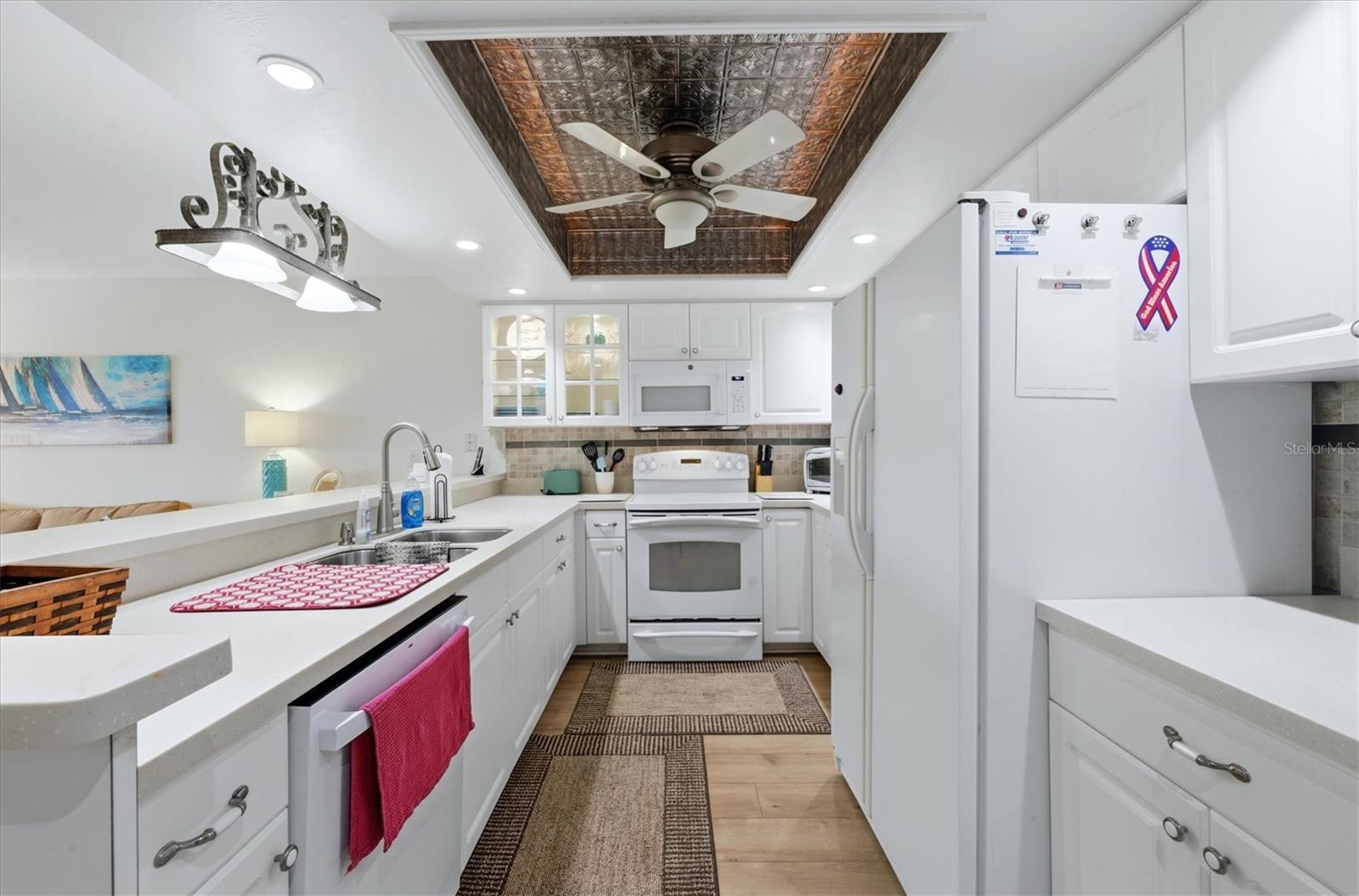 Image 19 of 51 For 6800 Placida Road Th4