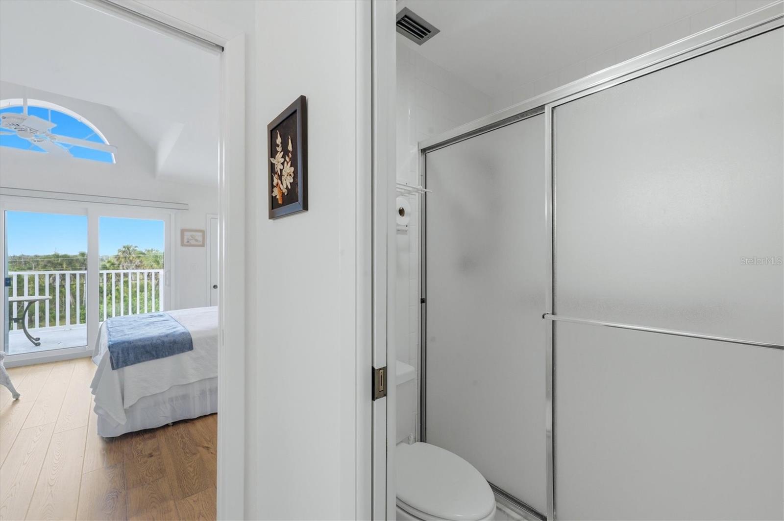 Image 25 of 51 For 6800 Placida Road Th4