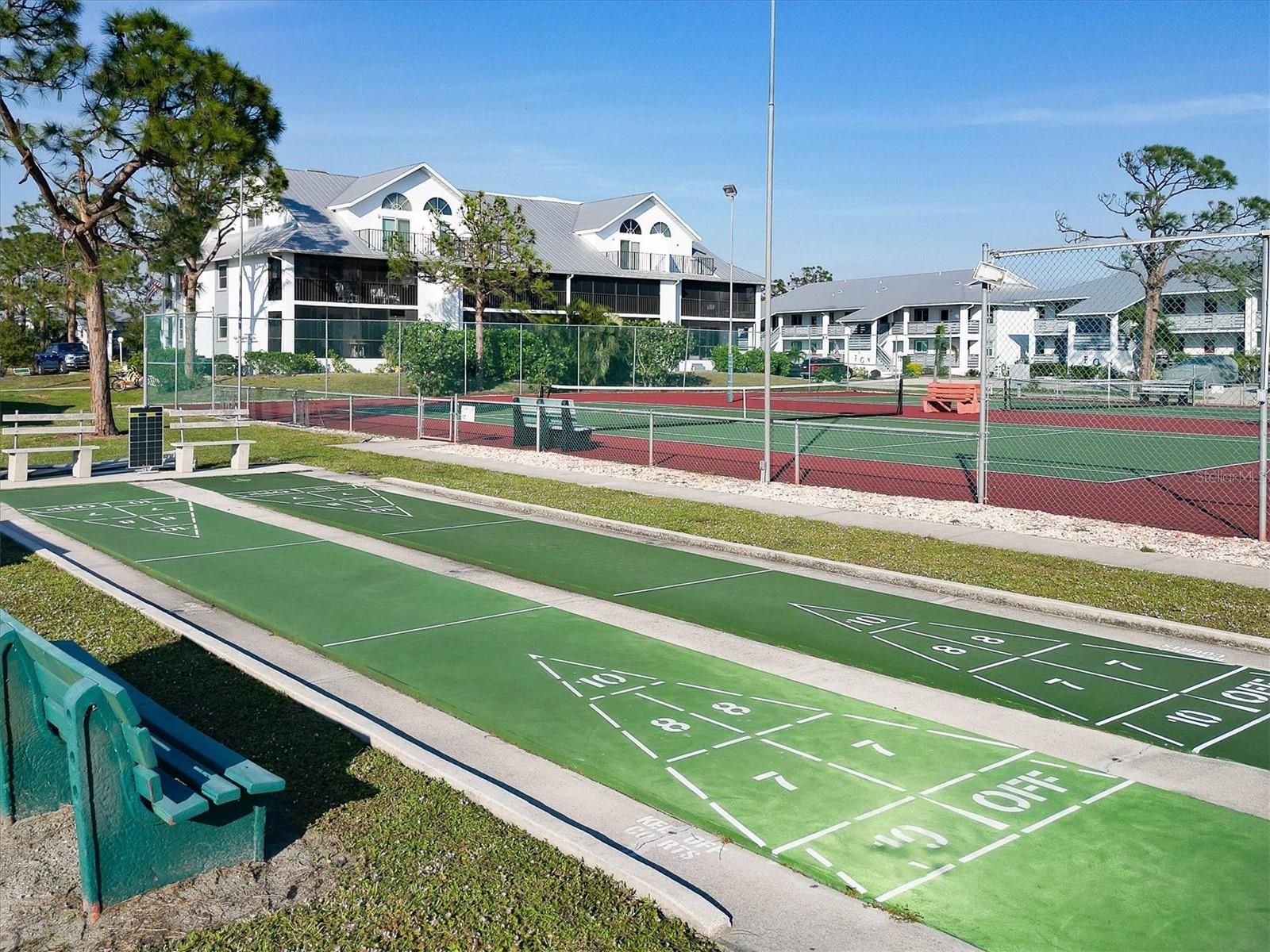 Image 43 of 51 For 6800 Placida Road Th4