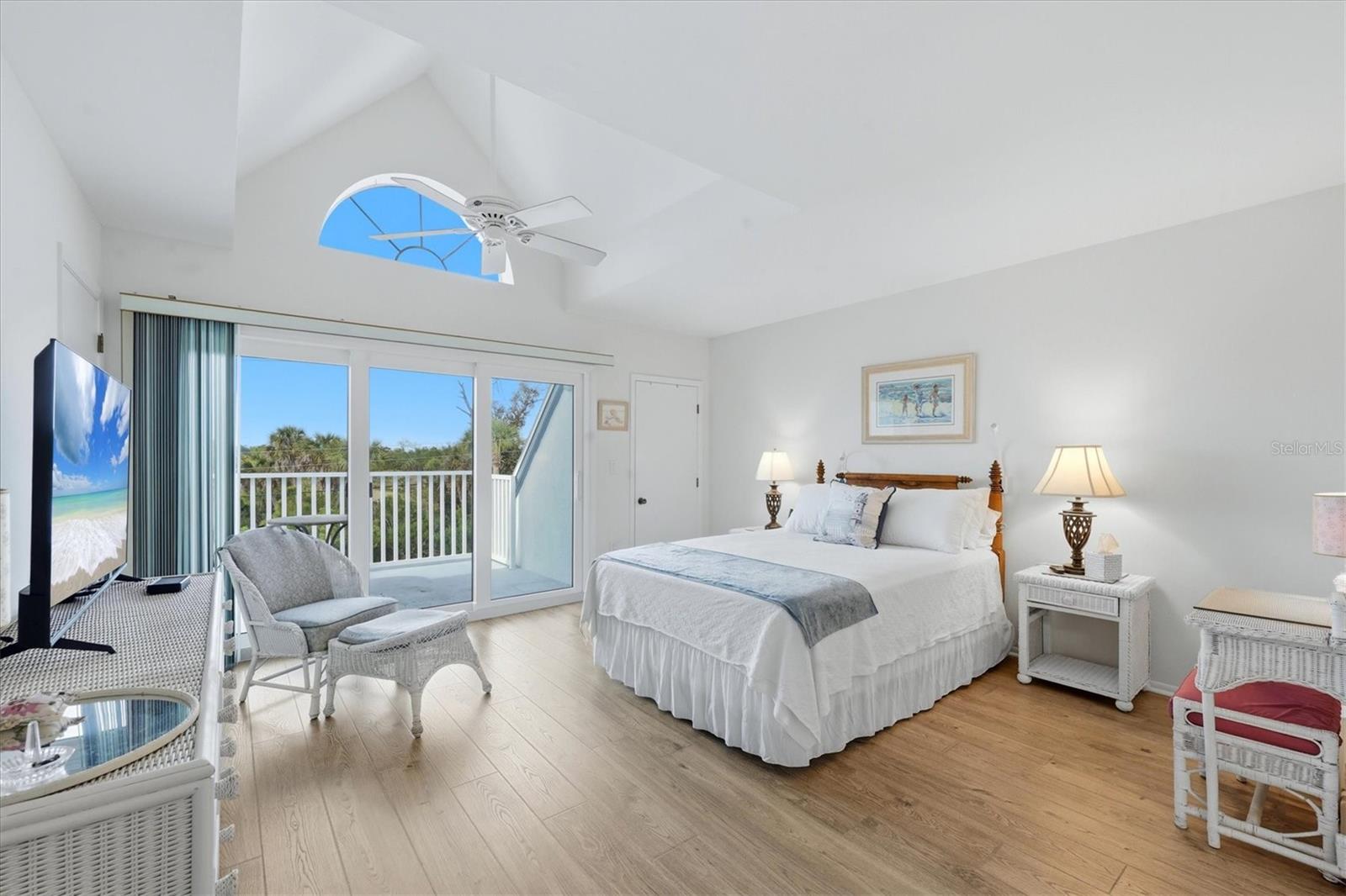 Image 5 of 51 For 6800 Placida Road Th4