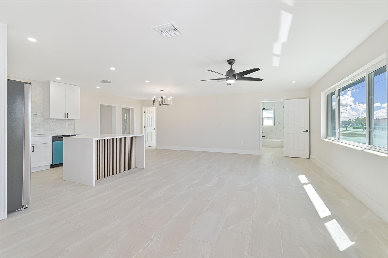 Image 21 of 40 For 115 24th Avenue A&b