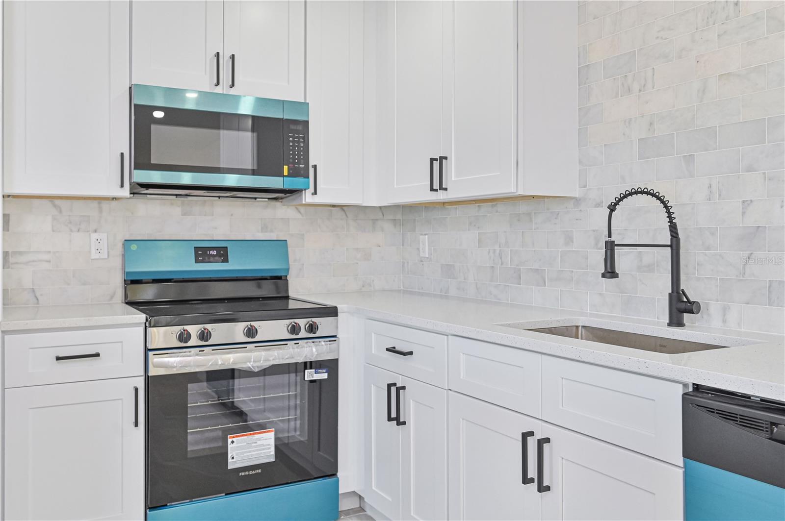 Image 23 of 40 For 115 24th Avenue A&b