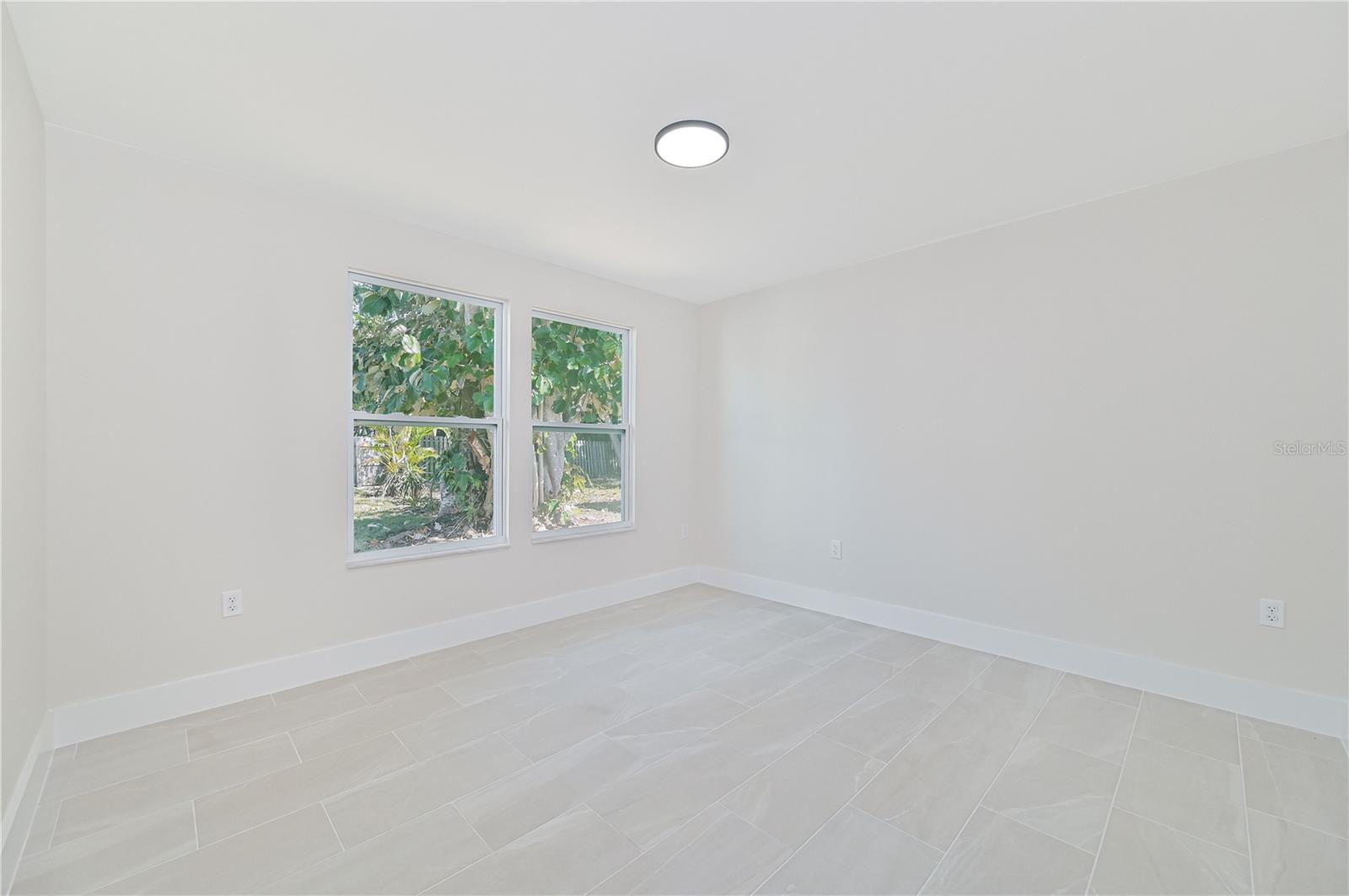 Image 36 of 40 For 115 24th Avenue A&b