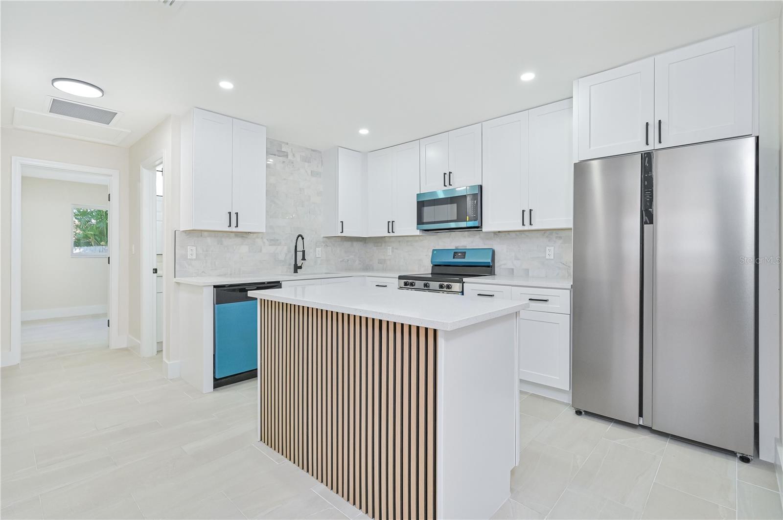 Image 5 of 40 For 115 24th Avenue A&b