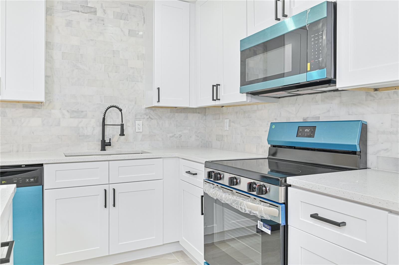 Image 7 of 40 For 115 24th Avenue A&b