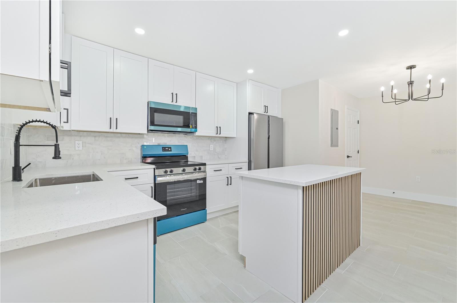 Image 8 of 40 For 115 24th Avenue A&b