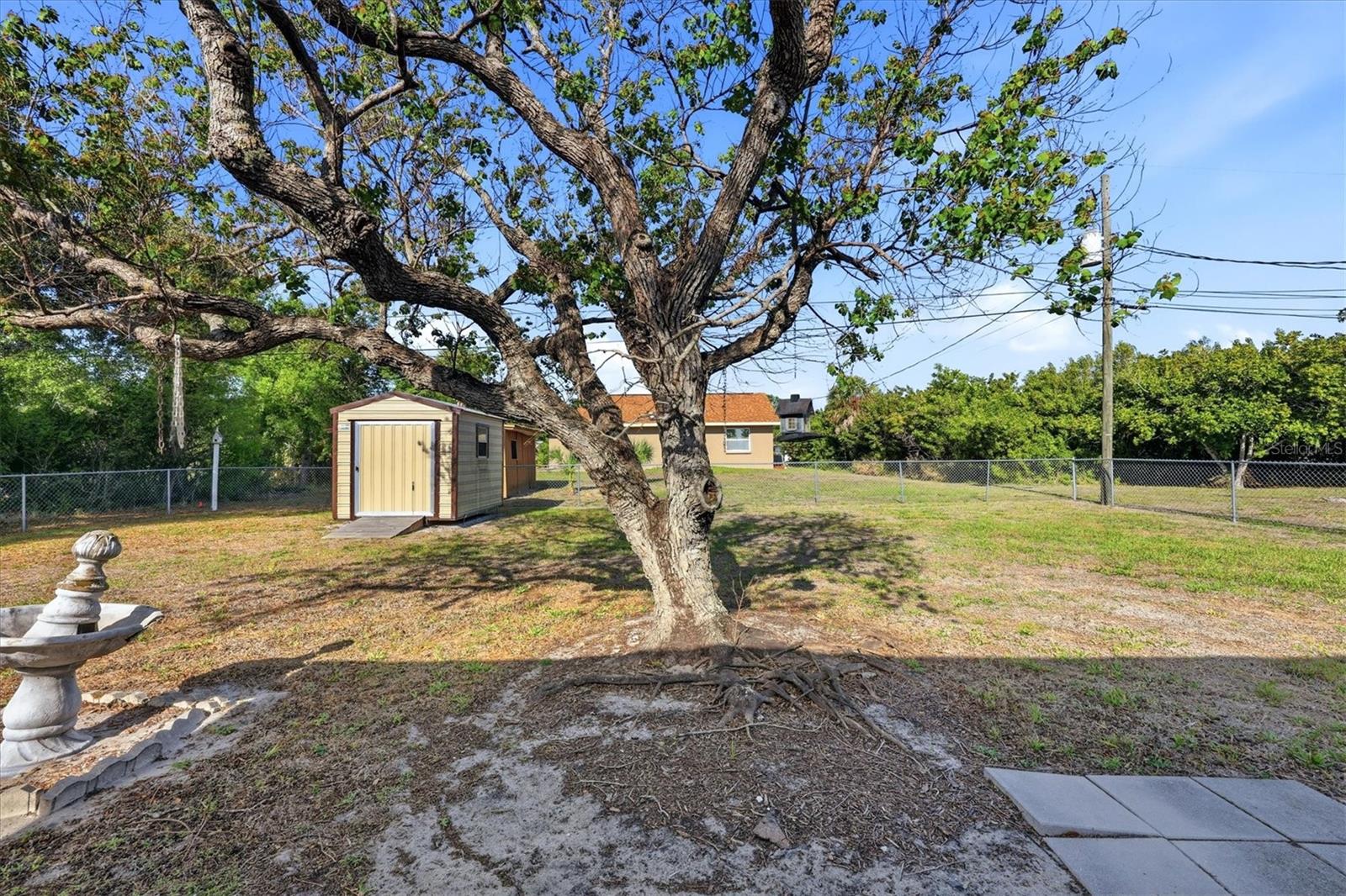 Image 26 of 32 For 11029 Kimberly Avenue