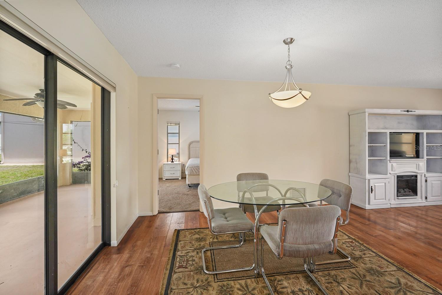 Image 12 of 44 For 9340 San Bernandino Avenue