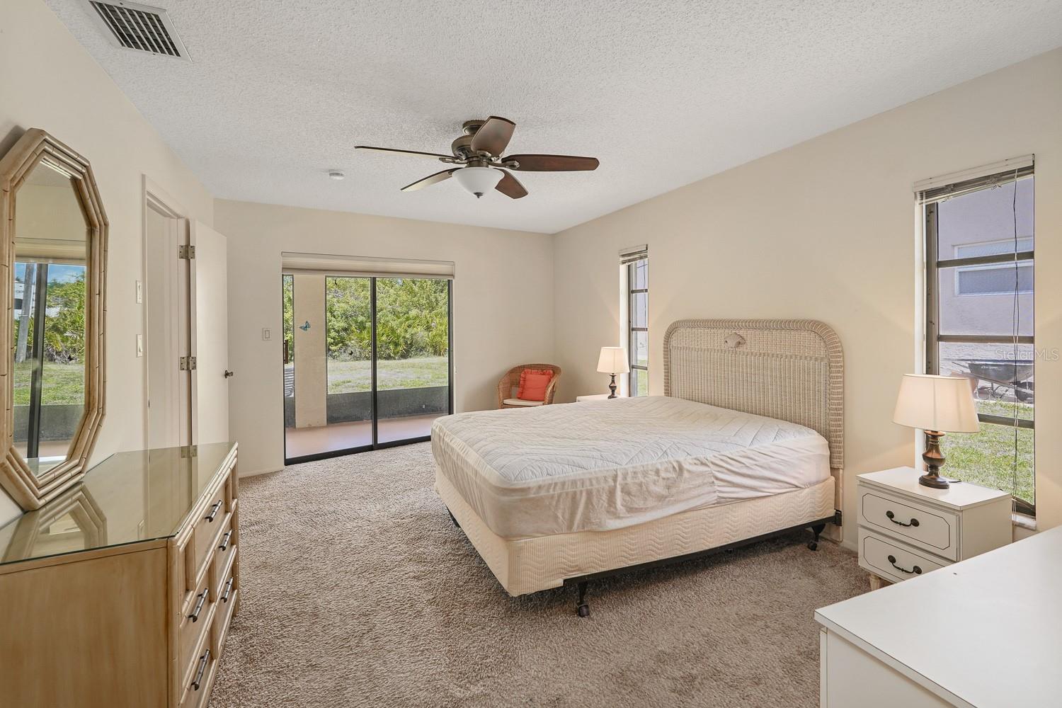 Image 25 of 44 For 9340 San Bernandino Avenue