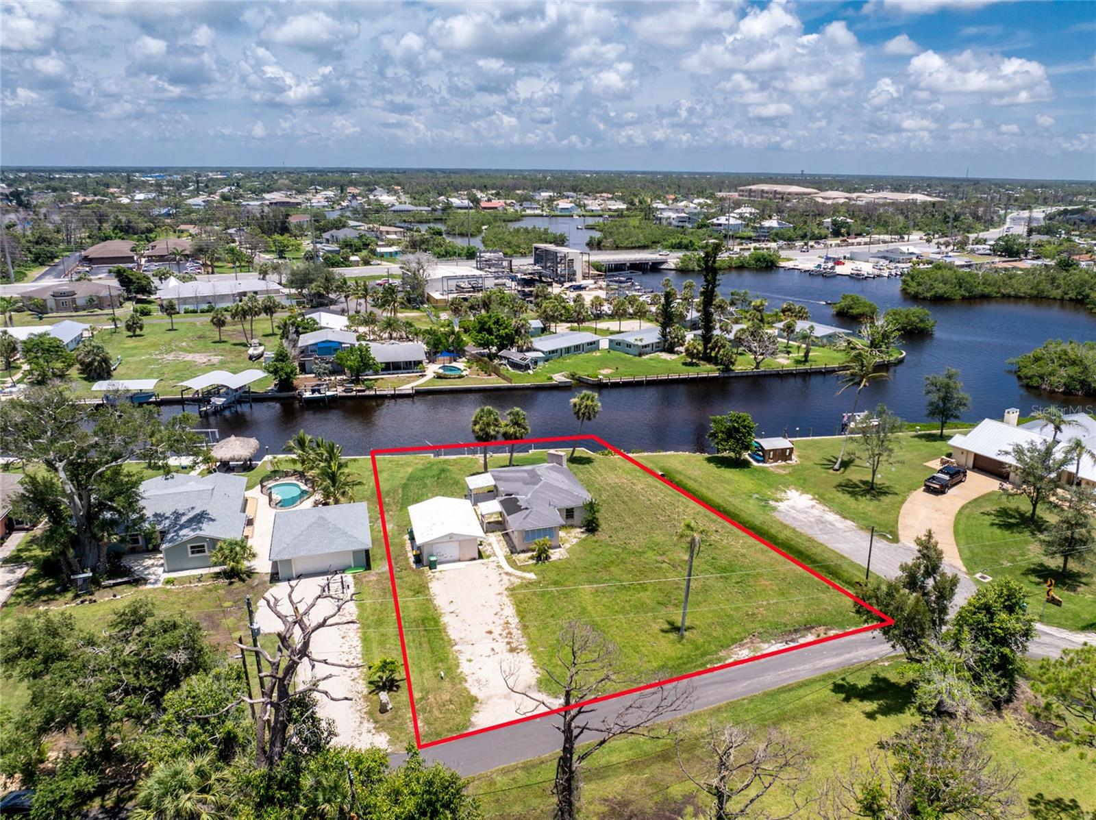 Image 3 of 20 For 1899 Riverside Drive