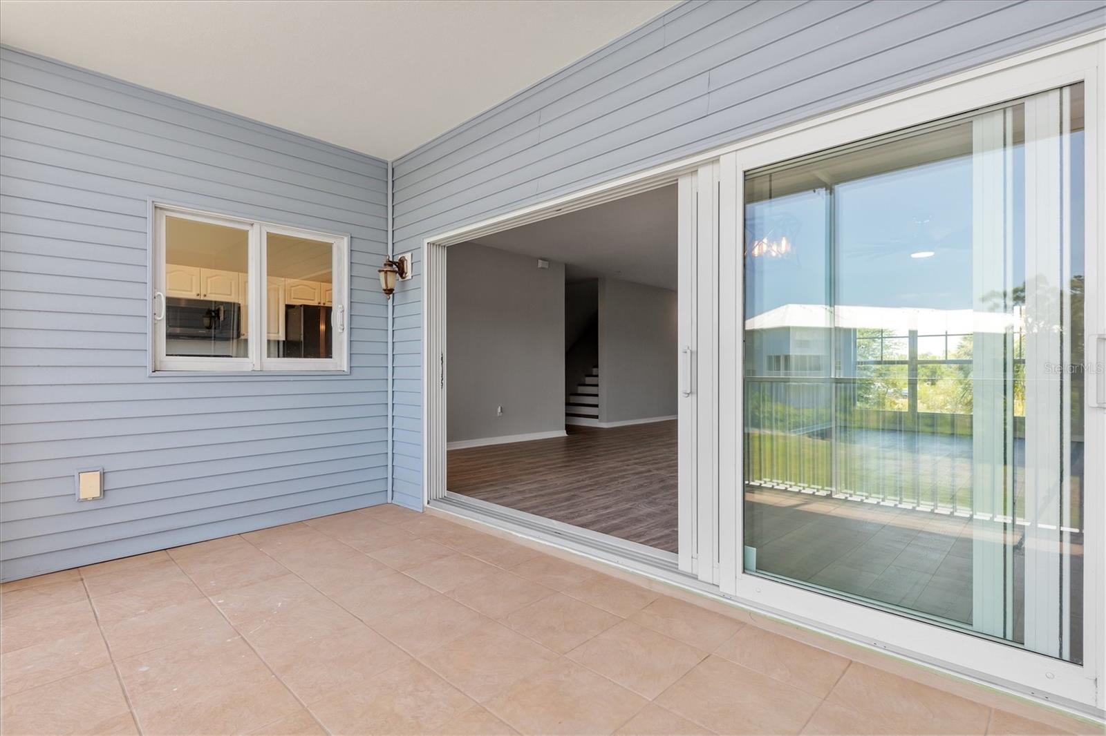 Image 16 of 56 For 3923 Cape Haze Drive 302