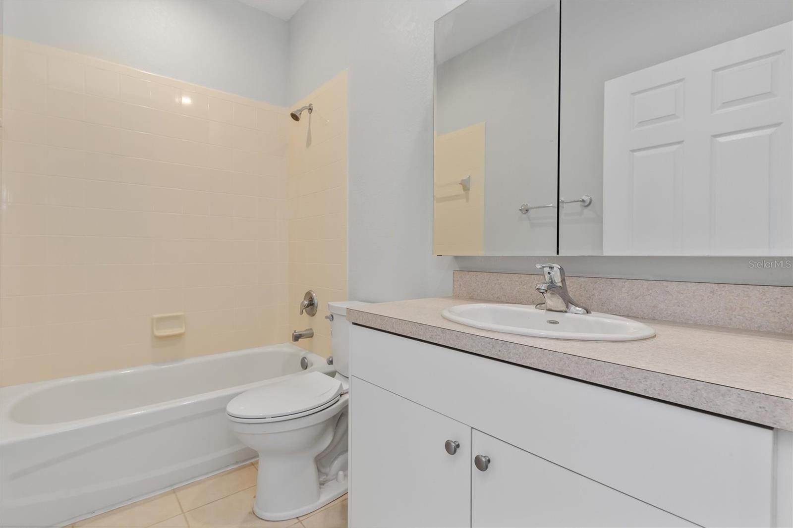 Image 21 of 56 For 3923 Cape Haze Drive 302