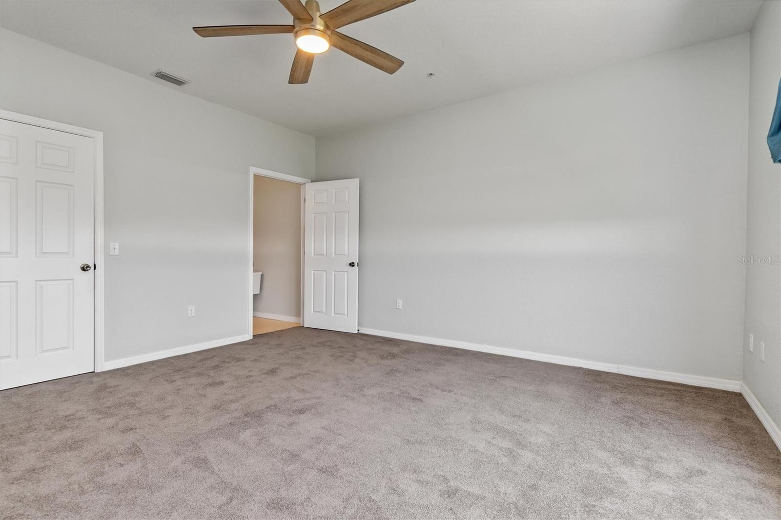 Image 26 of 56 For 3923 Cape Haze Drive 302