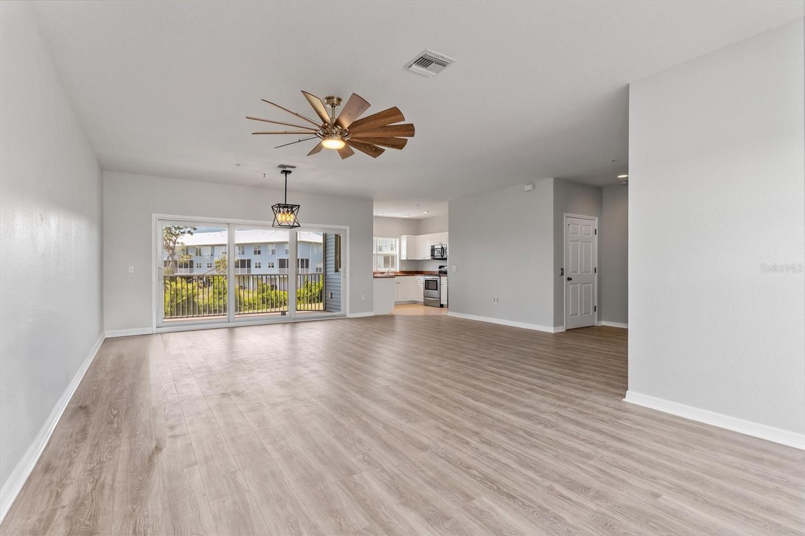 Image 38 of 56 For 3923 Cape Haze Drive 302