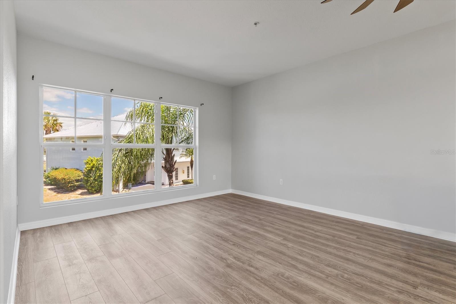 Image 43 of 56 For 3923 Cape Haze Drive 302