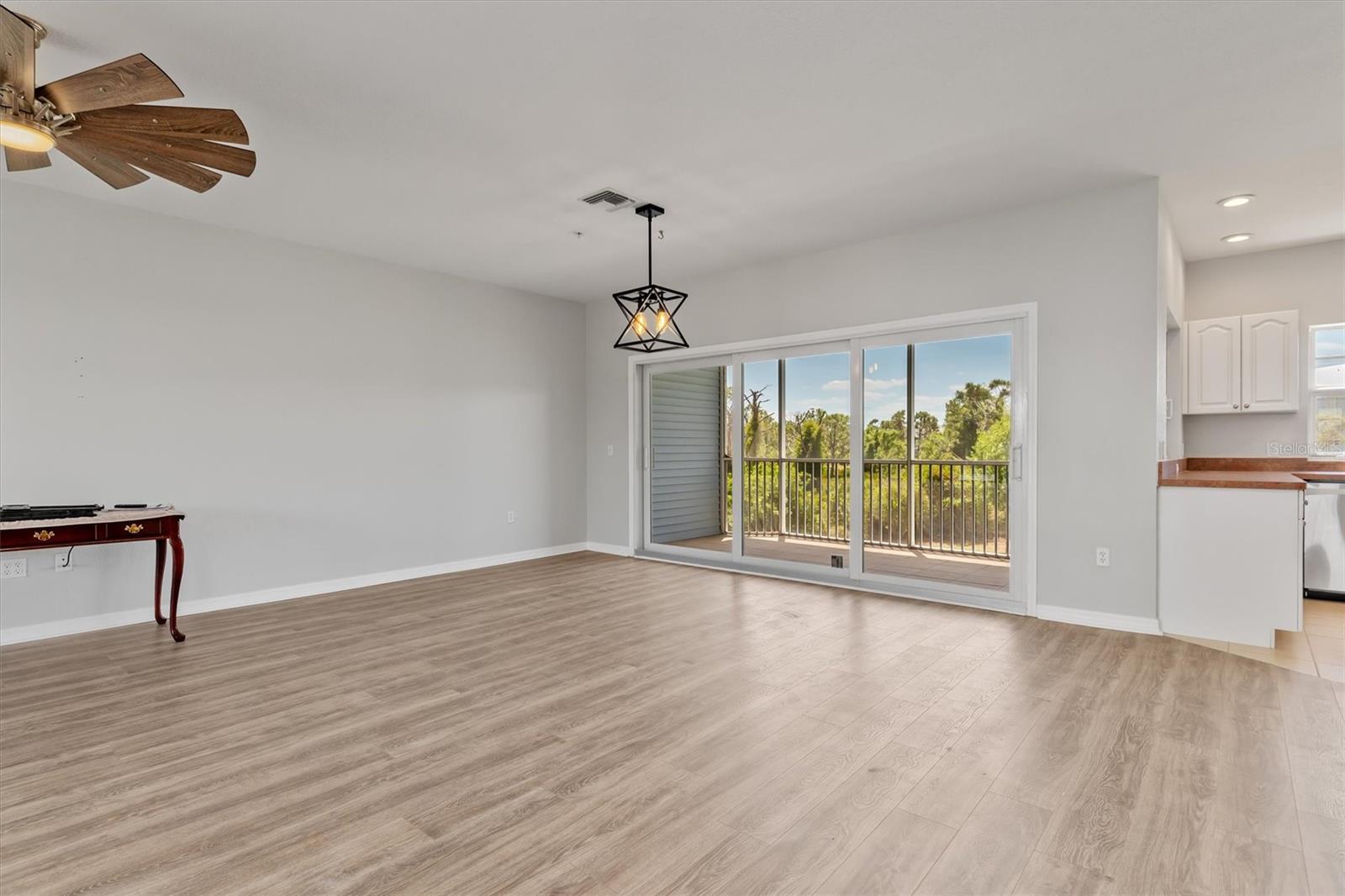 Image 46 of 56 For 3923 Cape Haze Drive 302