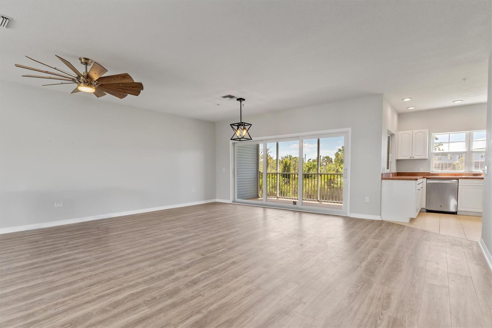 Image 51 of 56 For 3923 Cape Haze Drive 302