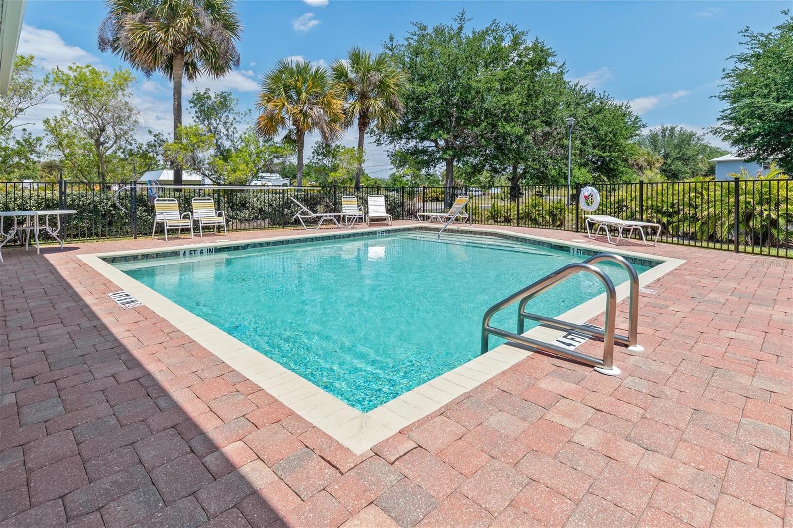 Image 9 of 56 For 3923 Cape Haze Drive 302