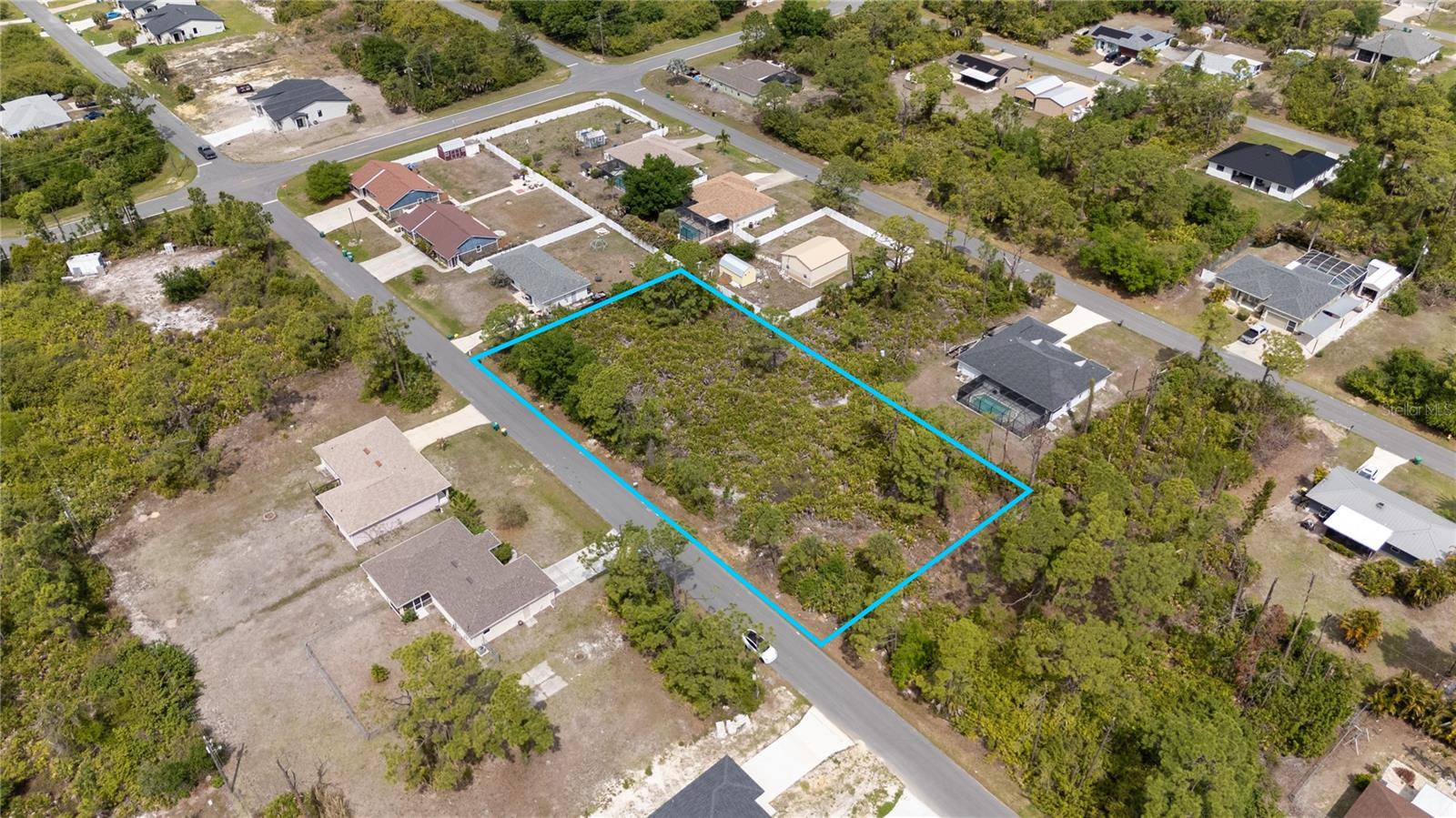 Image 3 of 6 For 11306 Kimberly Avenue