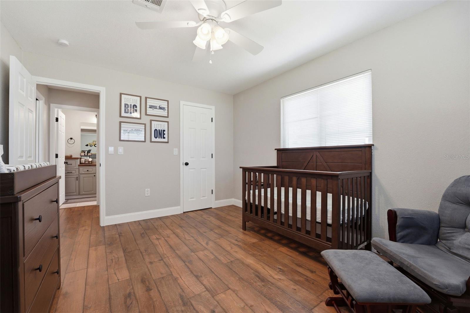 Image 25 of 38 For 1007 Montana Avenue