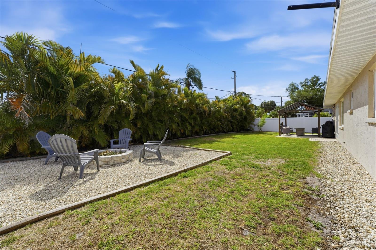 Image 35 of 38 For 1007 Montana Avenue