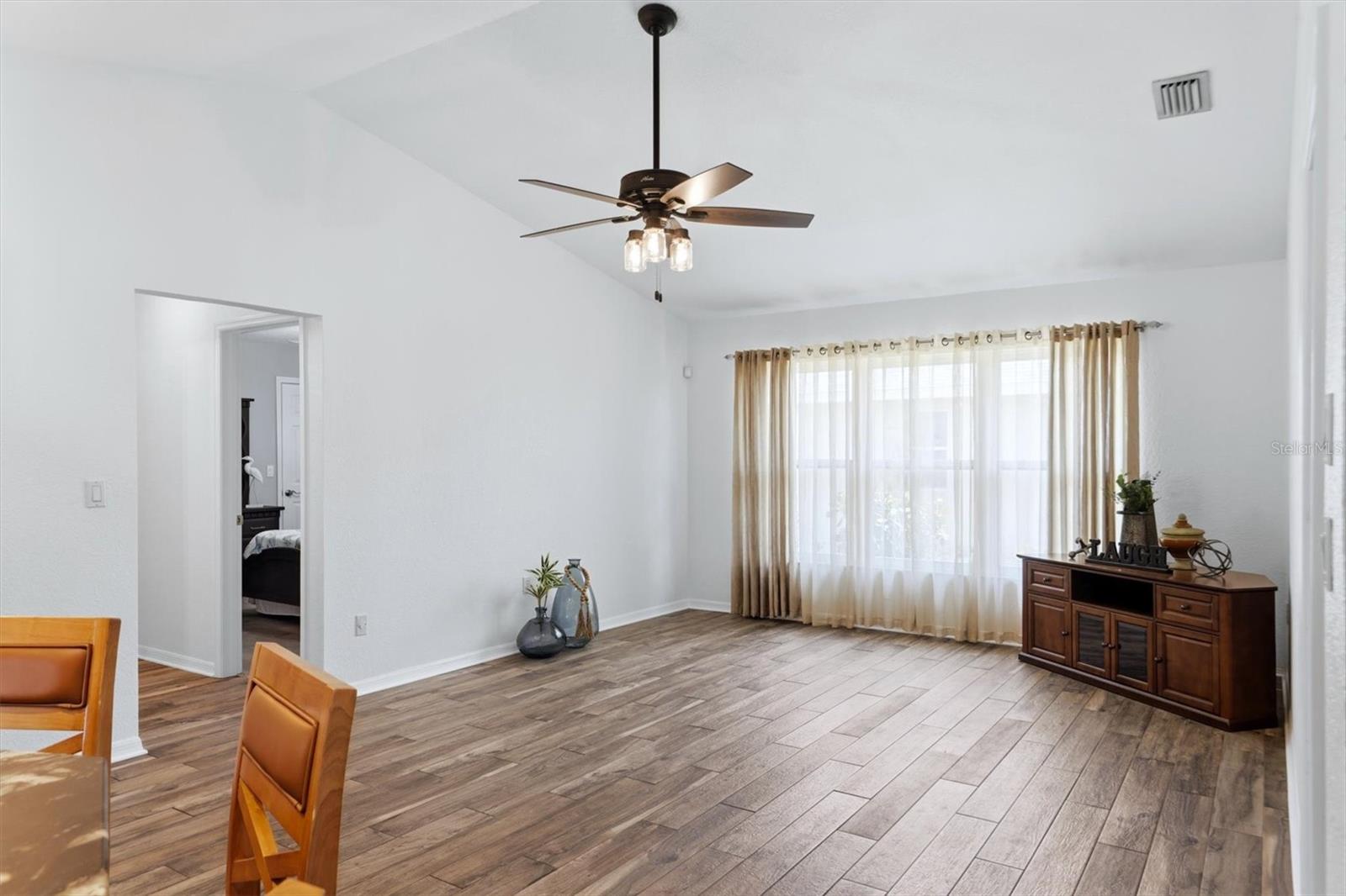 Image 14 of 40 For 1434 Roosevelt Drive