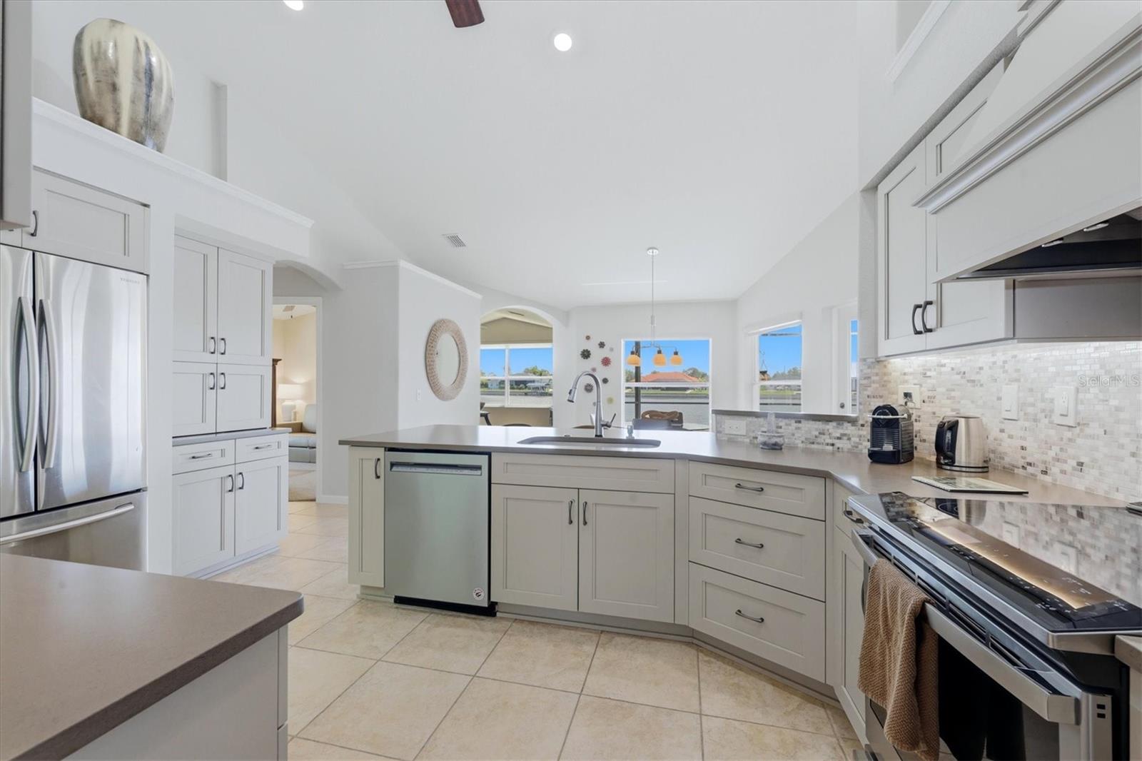 Image 12 of 48 For 13561 Blake Drive