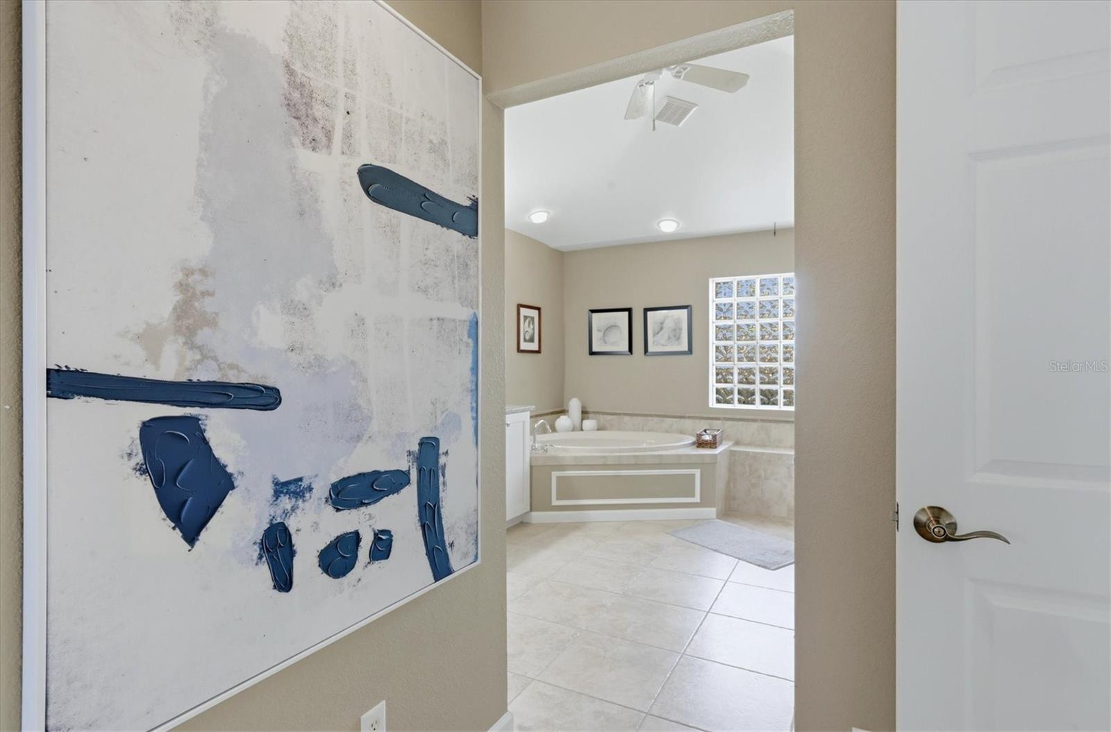 Image 26 of 48 For 13561 Blake Drive