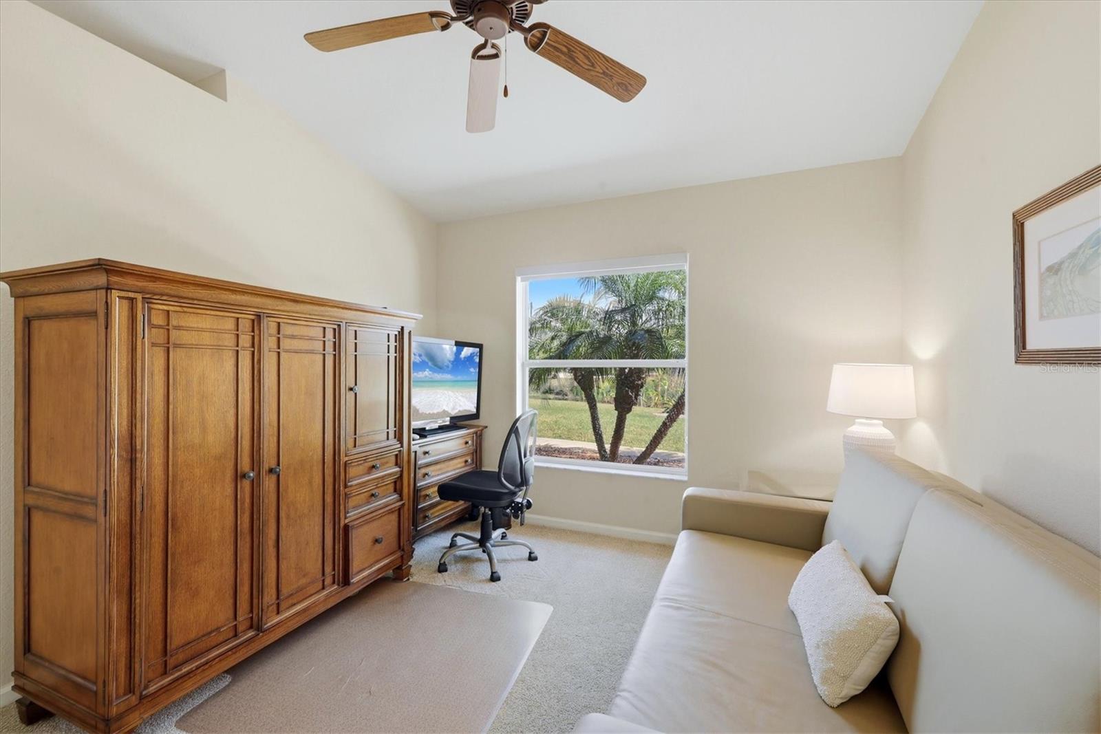 Image 32 of 48 For 13561 Blake Drive