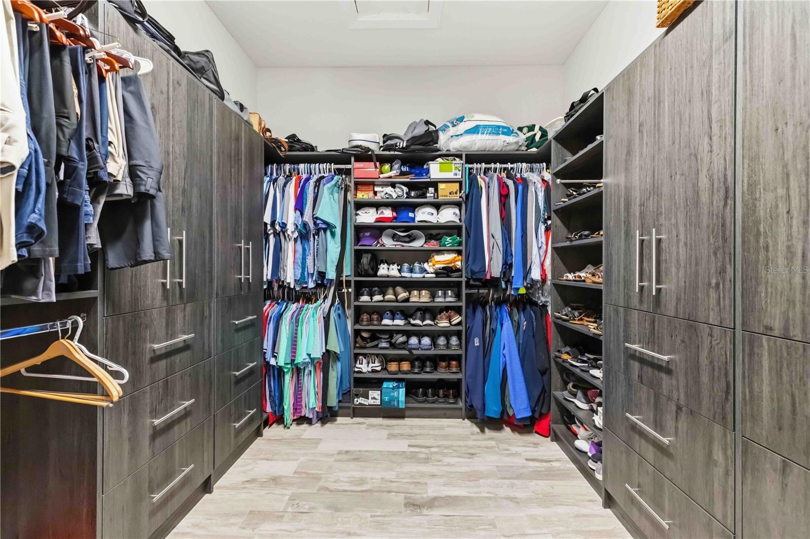 Image 43 of 94 For 10706 Ironbridge Drive