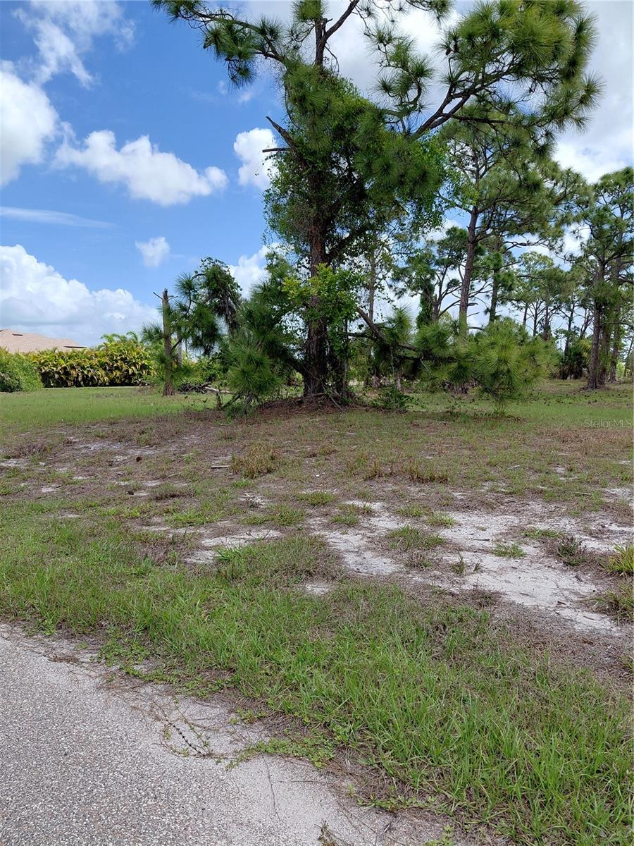 Image 7 of 9 For 80 Coxswain Circle