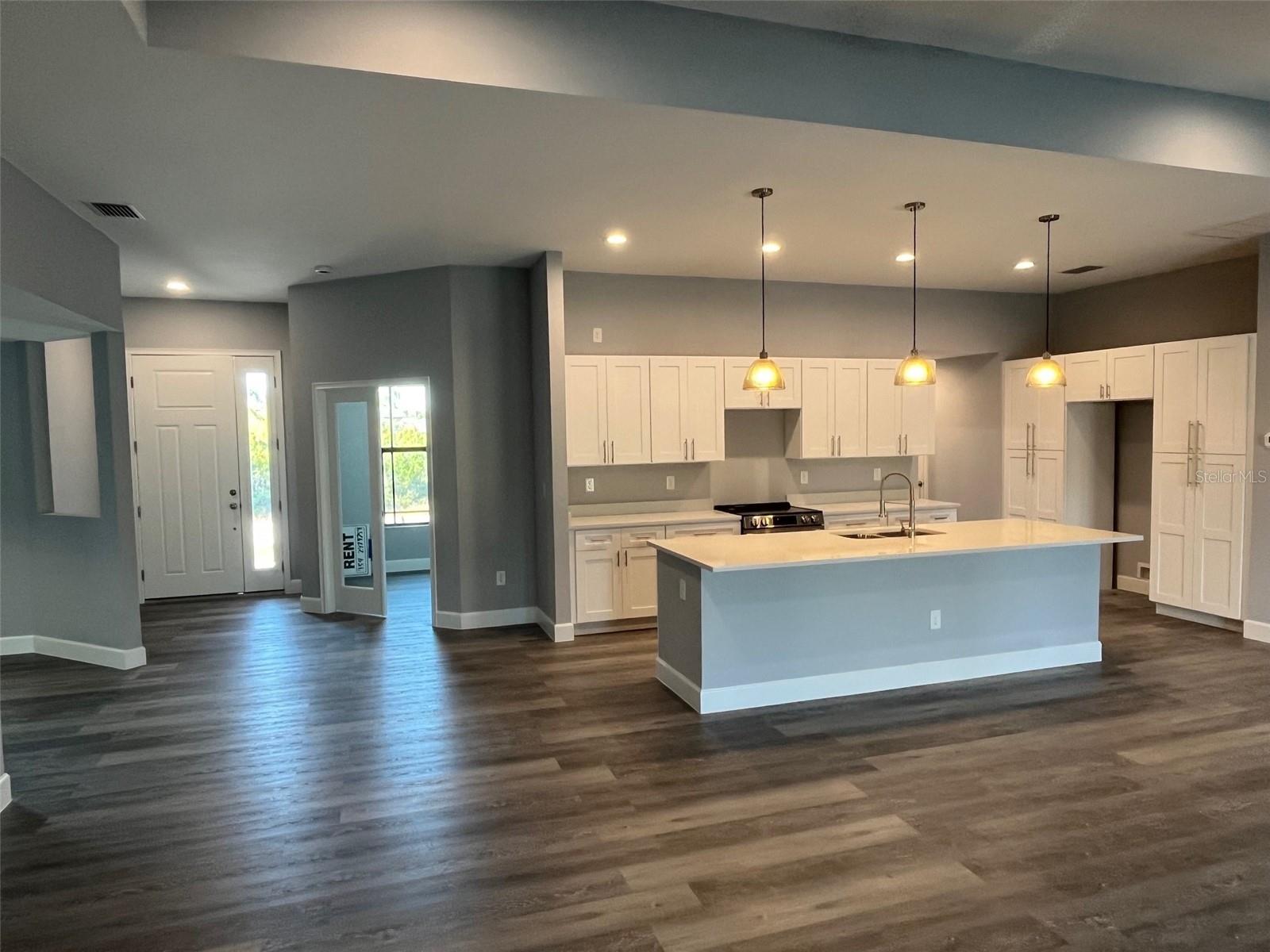 Image 2 of 10 For 8362 Santa Cruz Drive