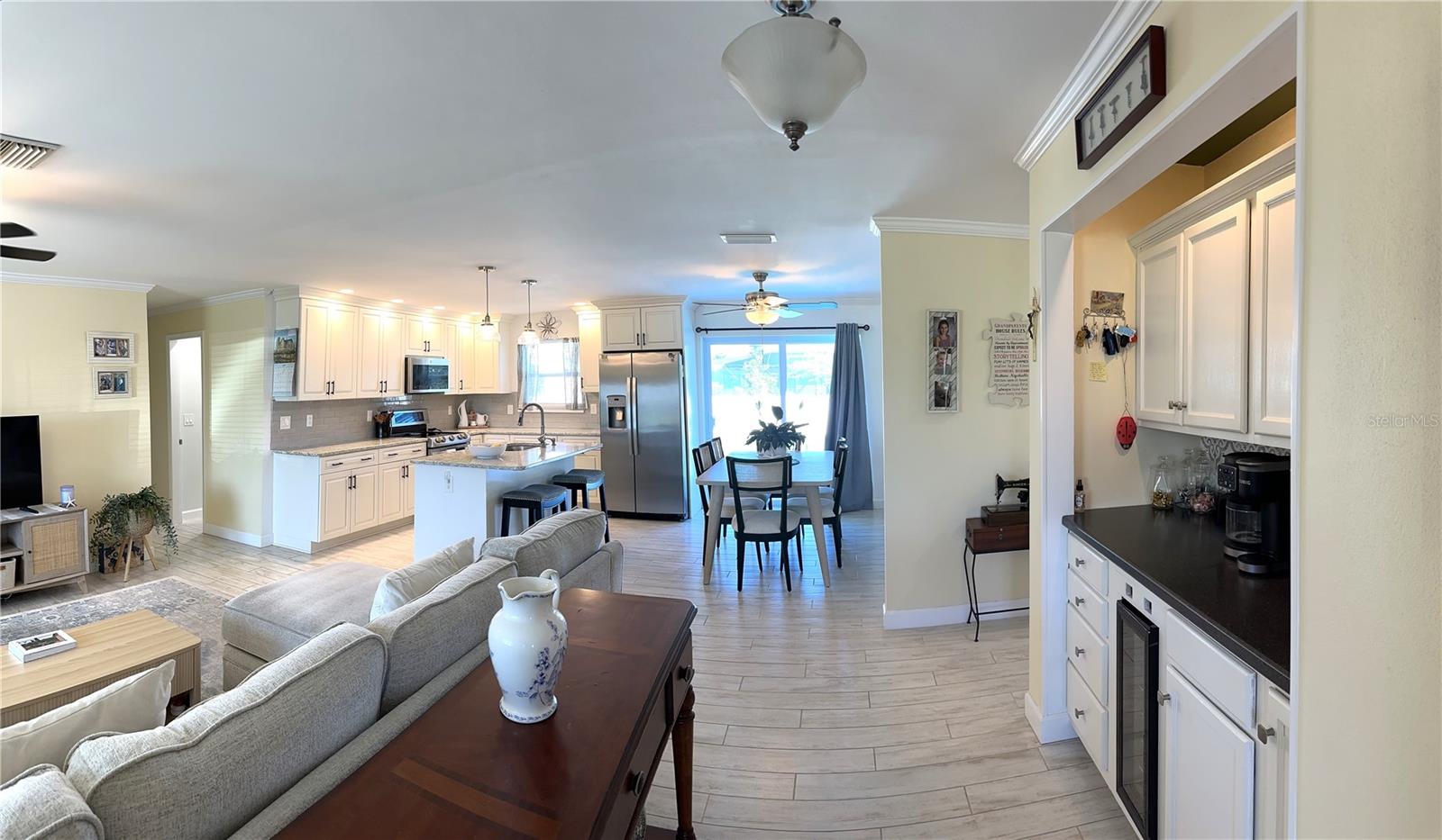 Image 10 of 26 For 2 Golfview Road