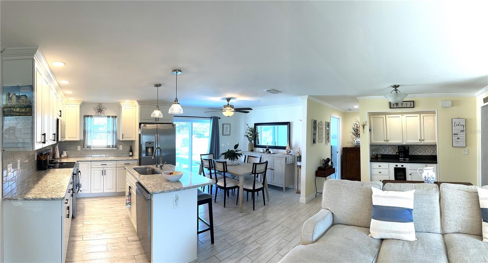 Image 12 of 26 For 2 Golfview Road