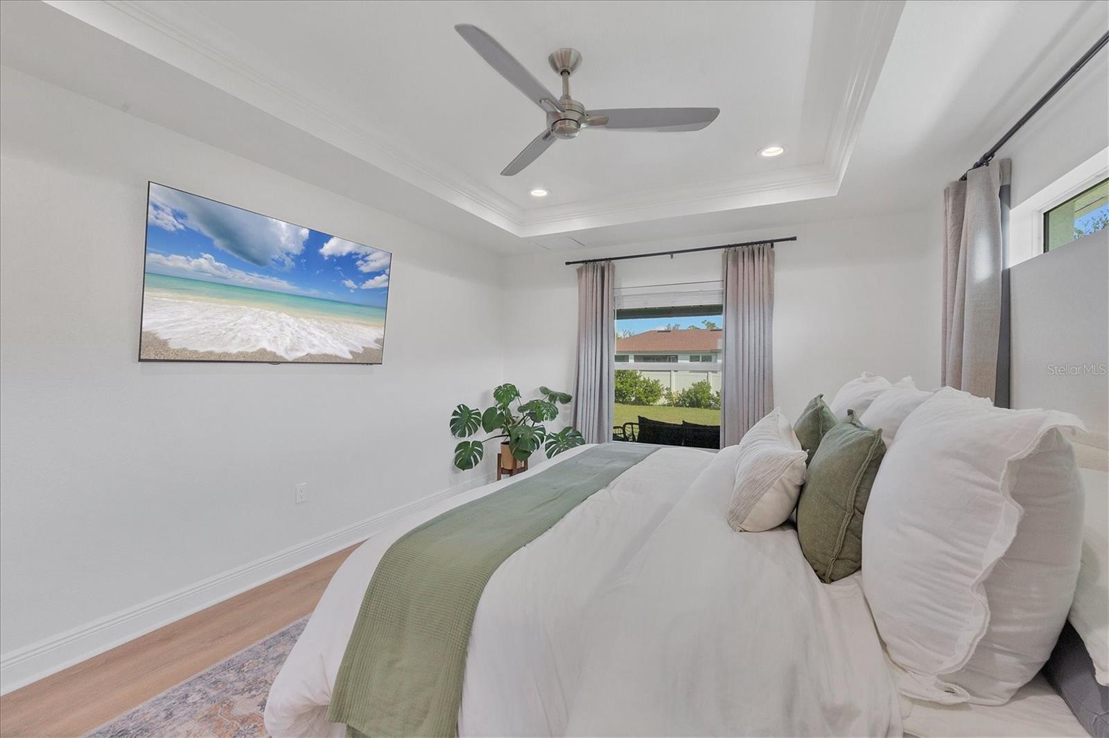 Image 13 of 32 For 14252 Joggins Avenue