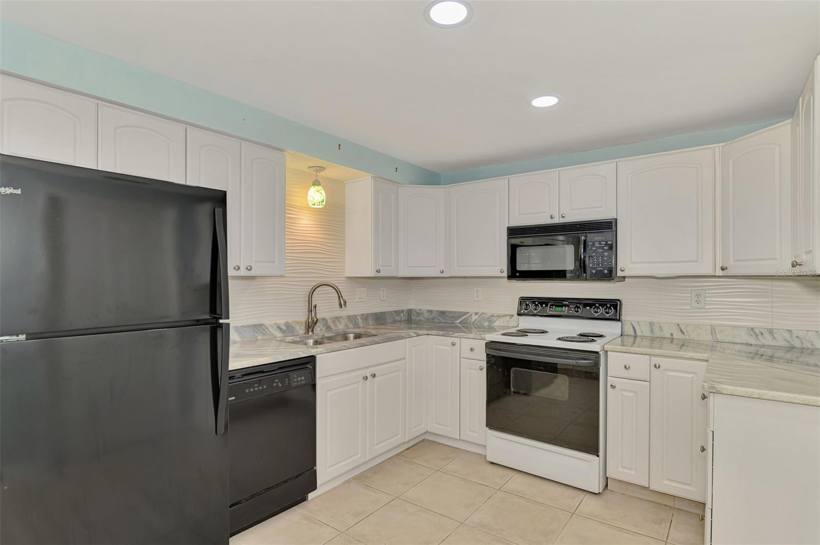 Image 18 of 49 For 2490 11th Street