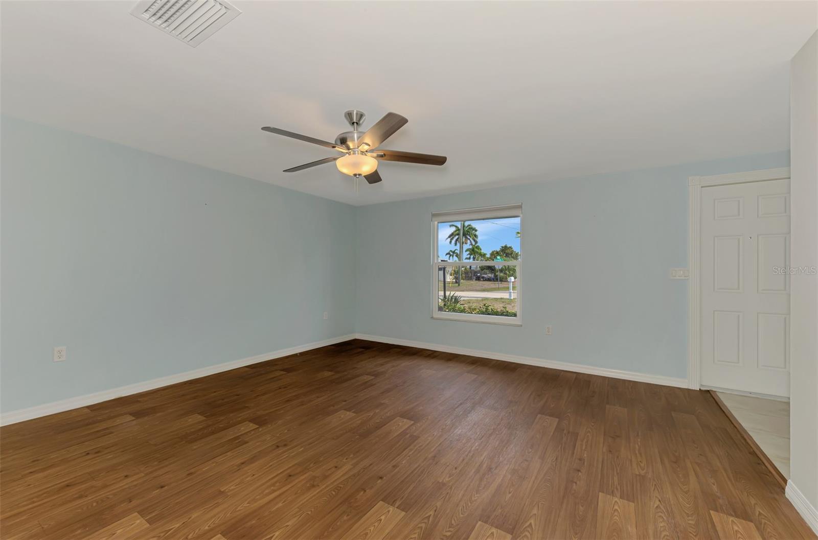 Image 27 of 49 For 2490 11th Street