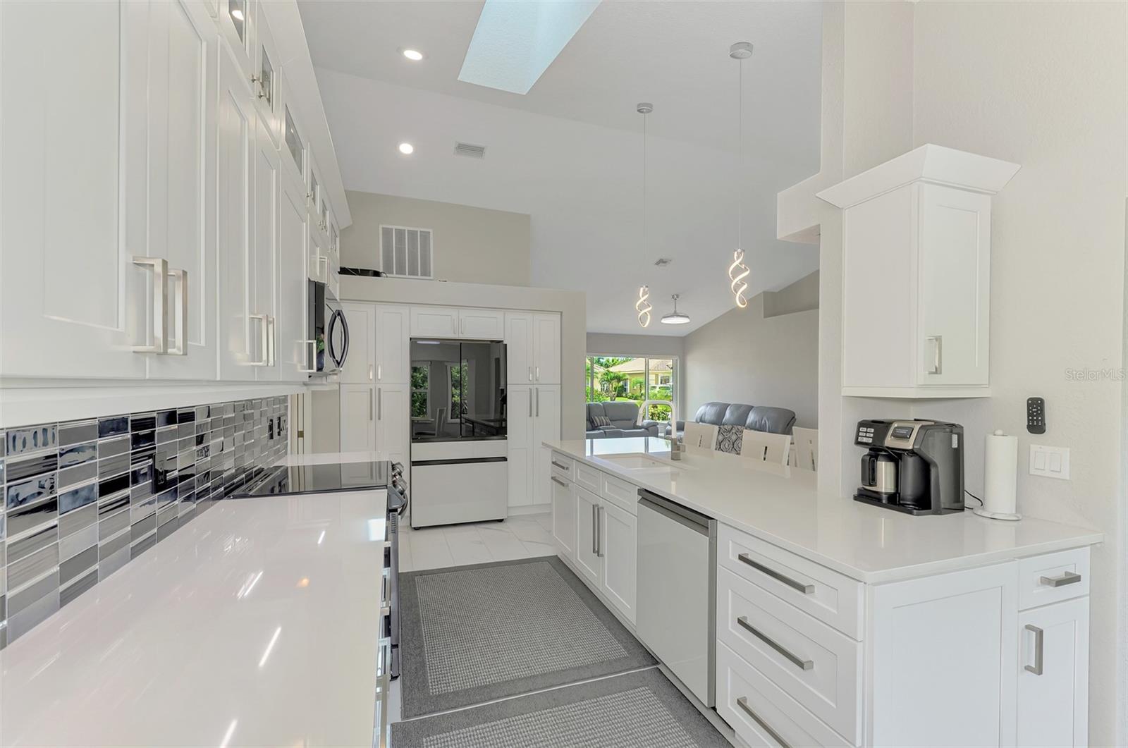 Image 11 of 44 For 8300 Parkside Drive