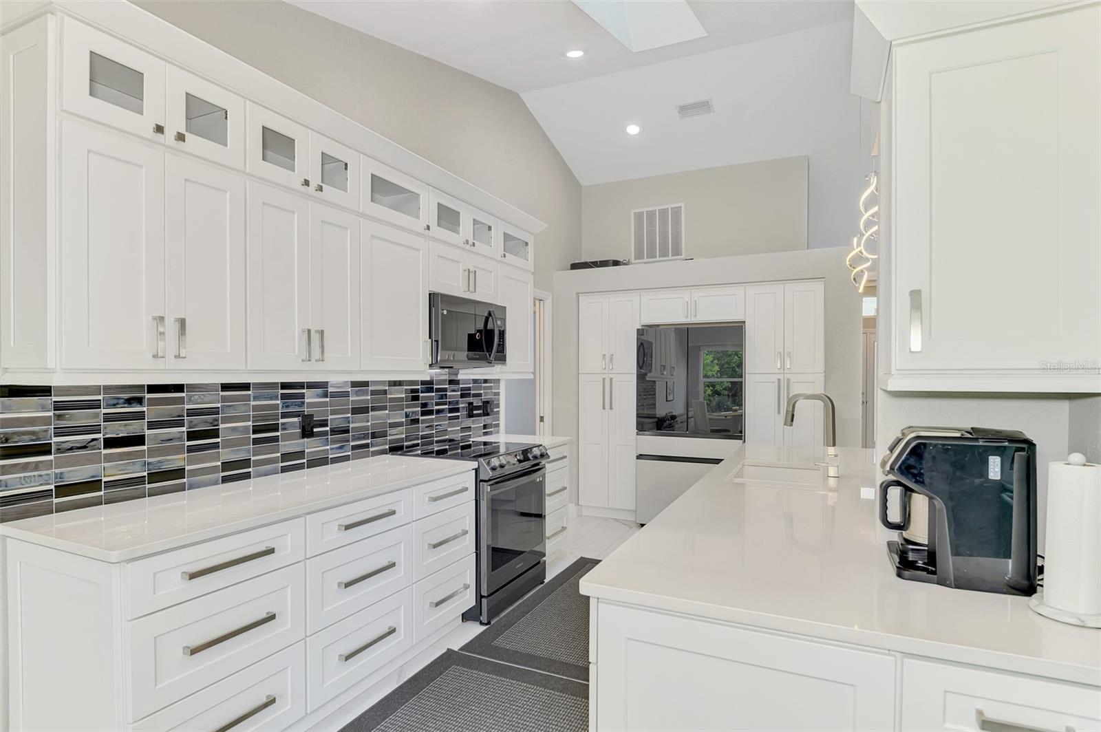 Image 12 of 44 For 8300 Parkside Drive