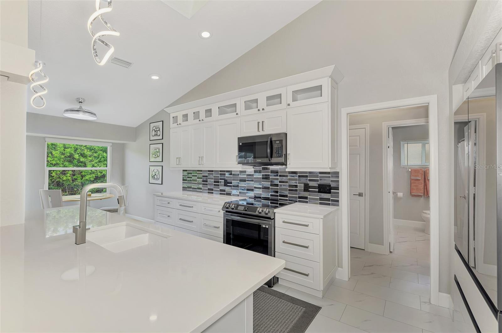 Image 17 of 44 For 8300 Parkside Drive