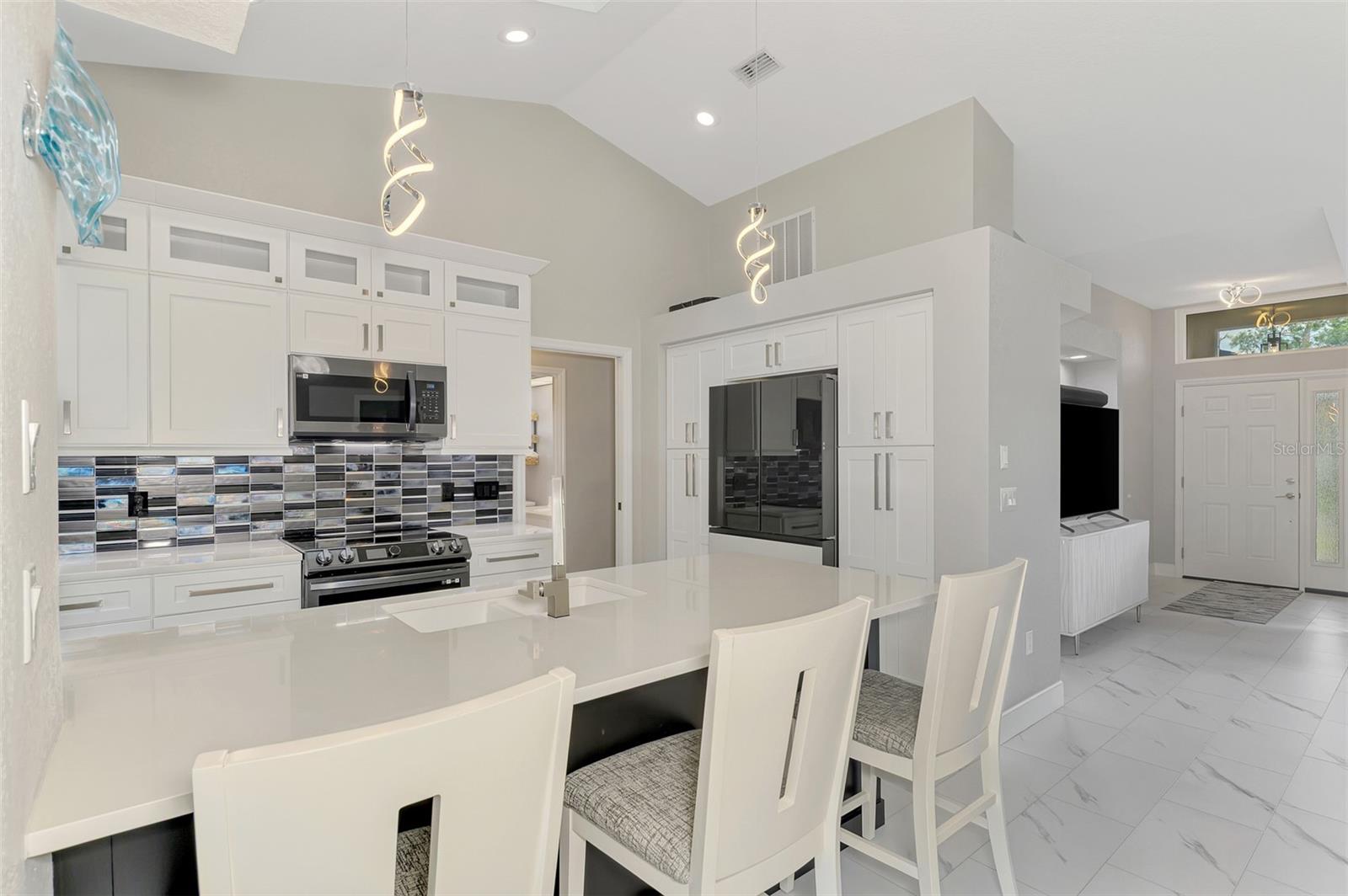 Image 18 of 44 For 8300 Parkside Drive