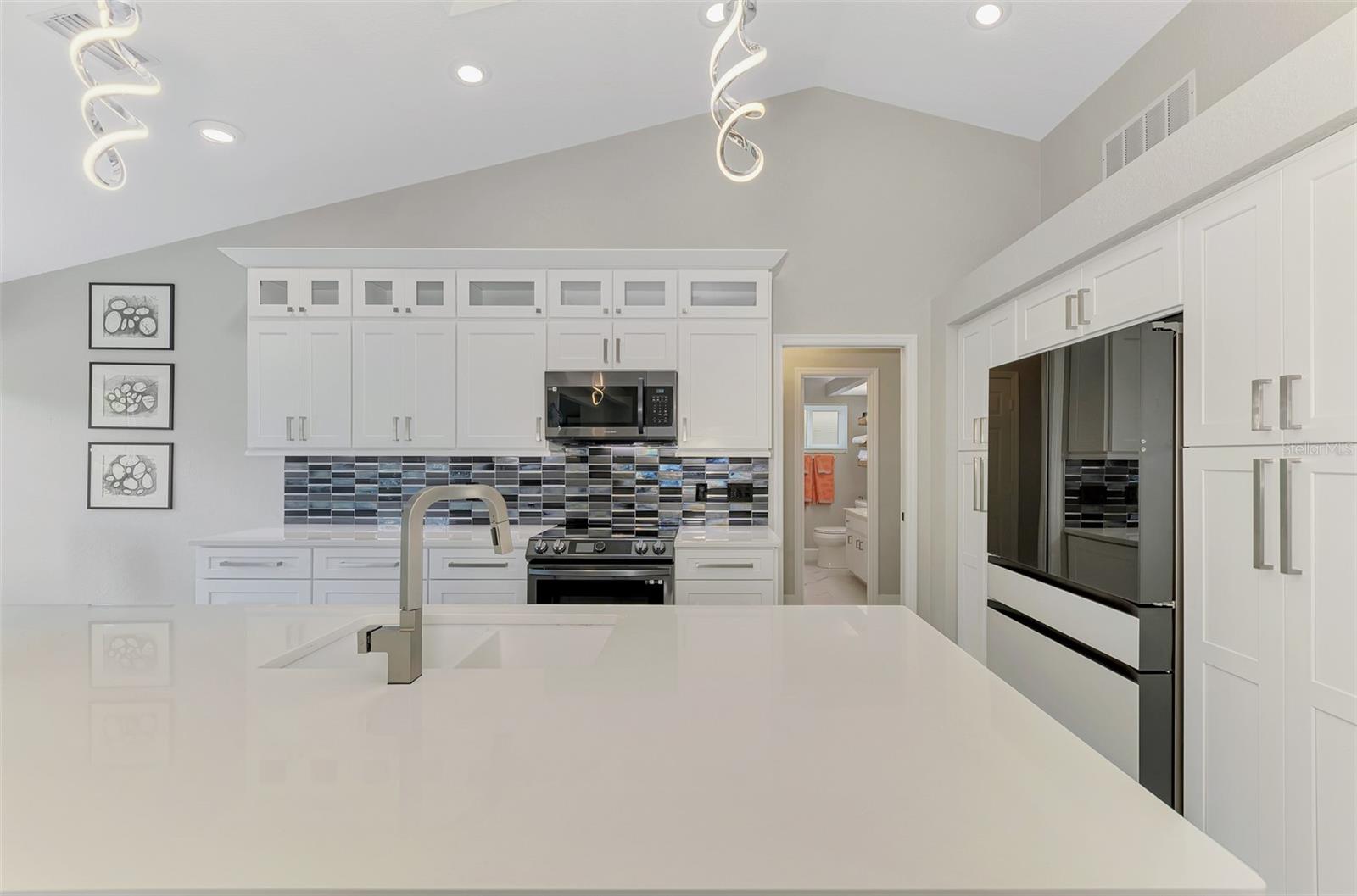 Image 19 of 44 For 8300 Parkside Drive