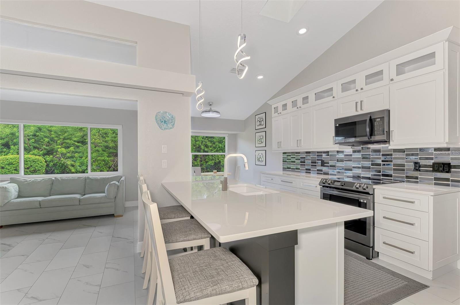 Image 20 of 44 For 8300 Parkside Drive