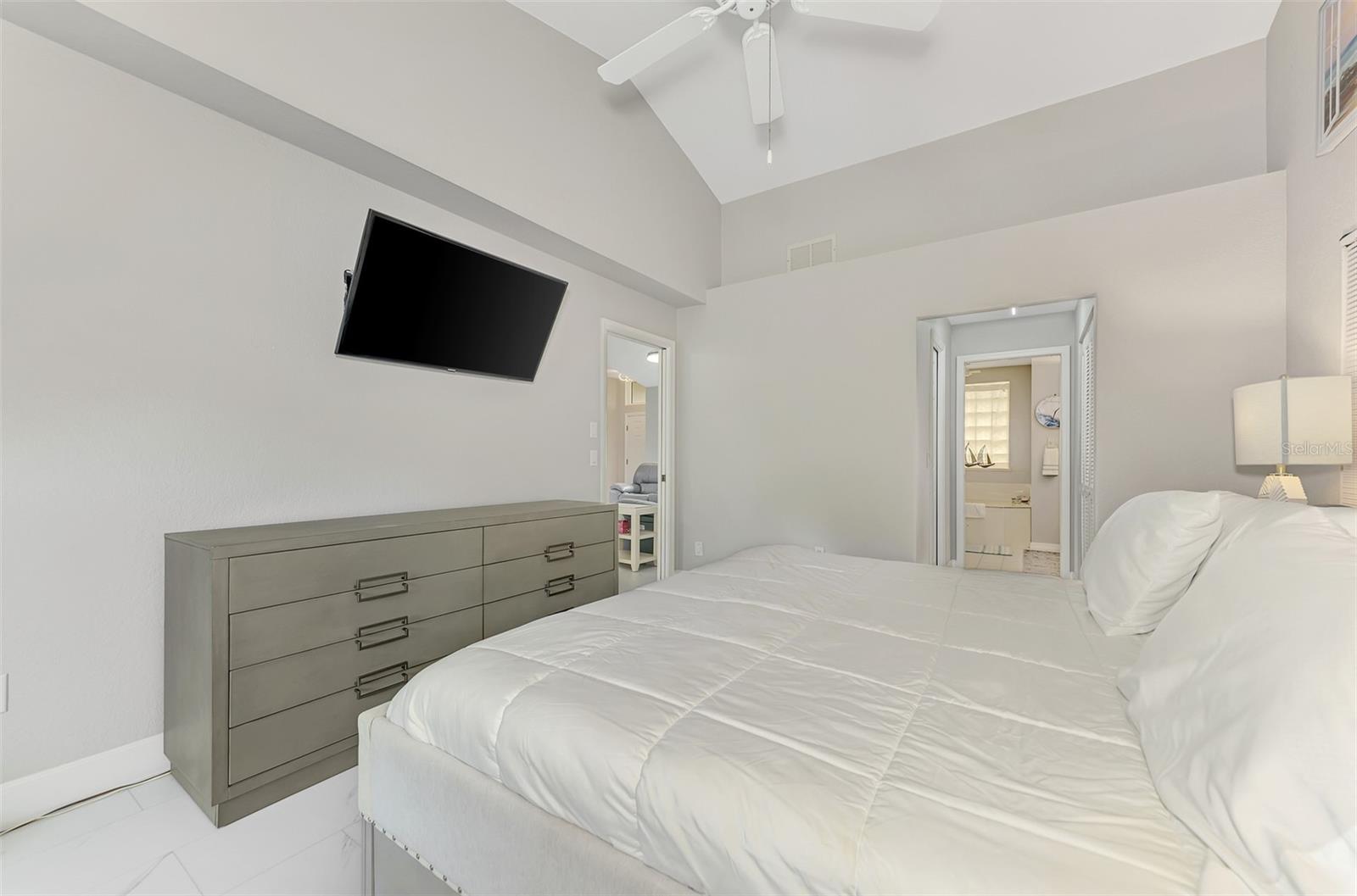 Image 29 of 44 For 8300 Parkside Drive