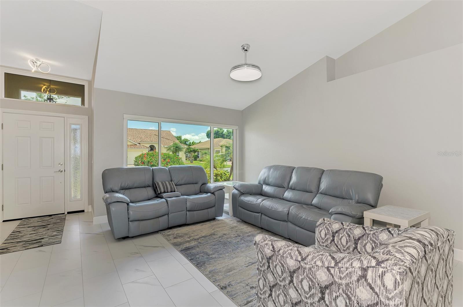 Image 6 of 44 For 8300 Parkside Drive