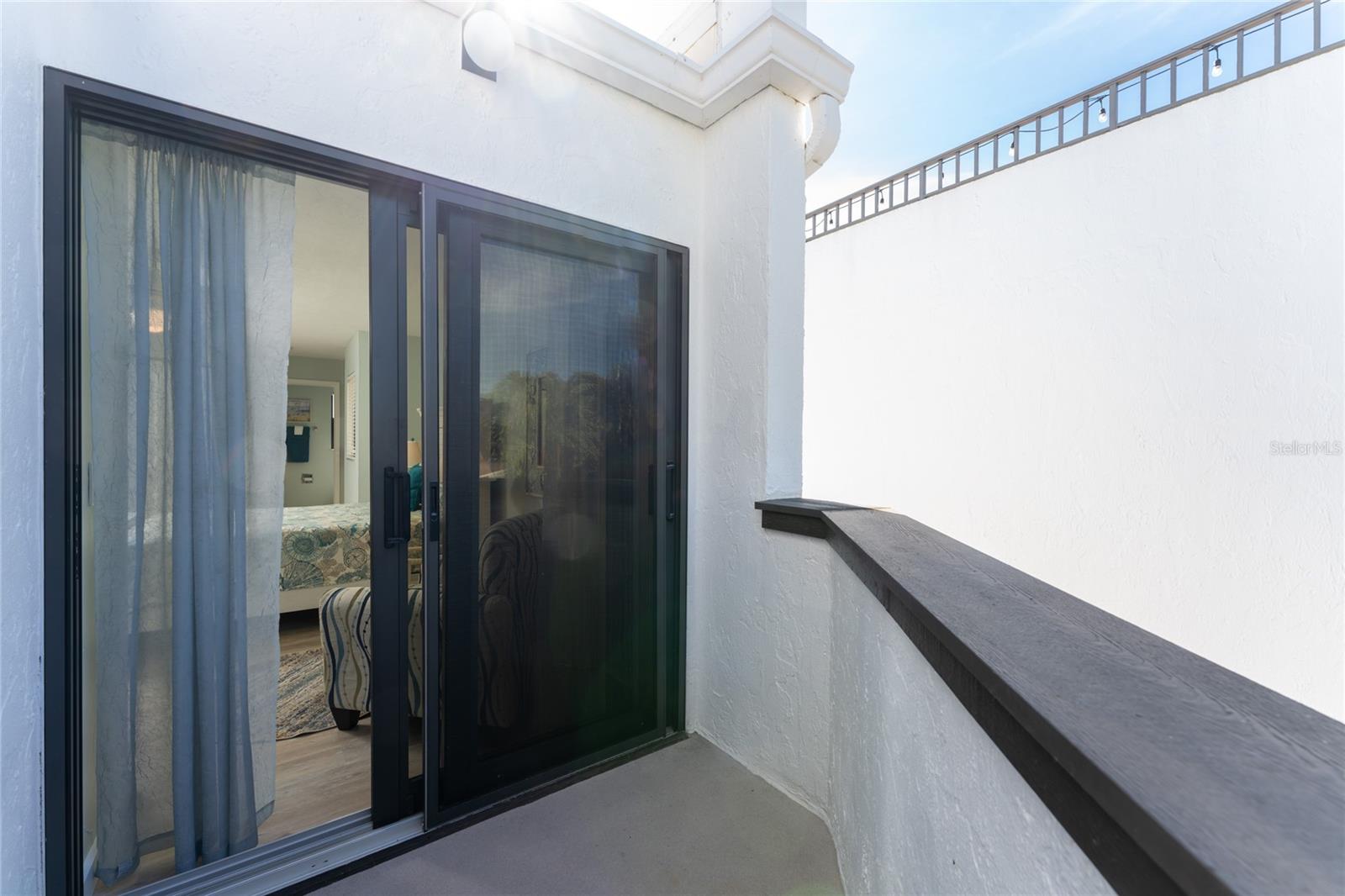 Image 21 of 32 For 2955 Beach Road E122